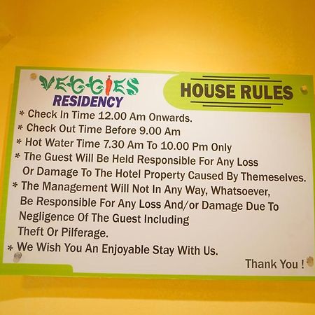 Hotel Veggies Residency & Pure Veg Restaurant à Mahābaleshwar Extérieur photo