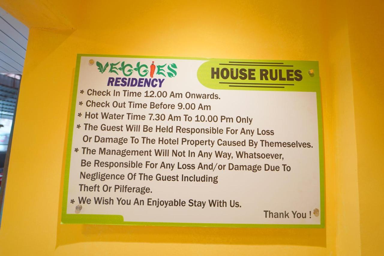 Hotel Veggies Residency & Pure Veg Restaurant à Mahābaleshwar Extérieur photo
